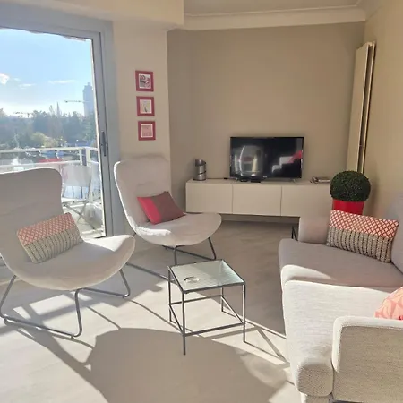 Au Fil De L'erdre - Au Coeur De Avec Vue Sur L'erdre Et Parking Apartment *