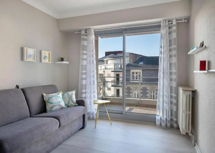 Au Fil De L'erdre - Au Coeur De Avec Vue Sur L'erdre Et Parking Apartment *