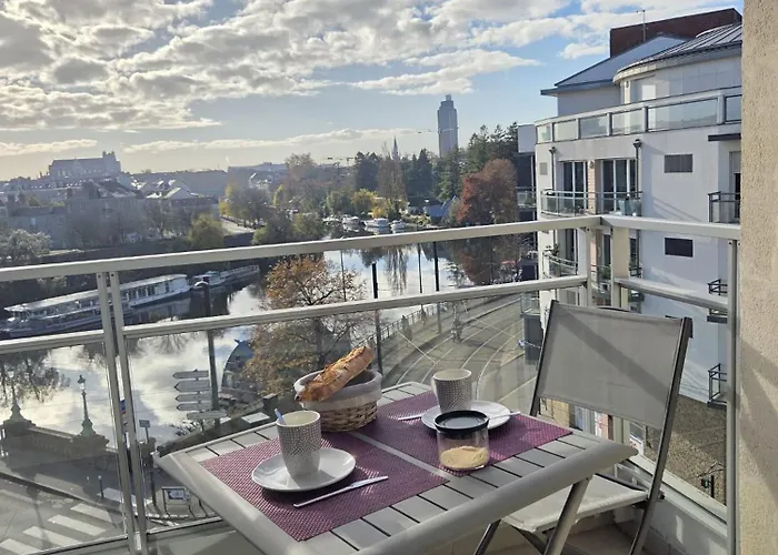 Au Fil De L'erdre - Au Coeur De Avec Vue Sur L'erdre Et Parking 公寓 南特